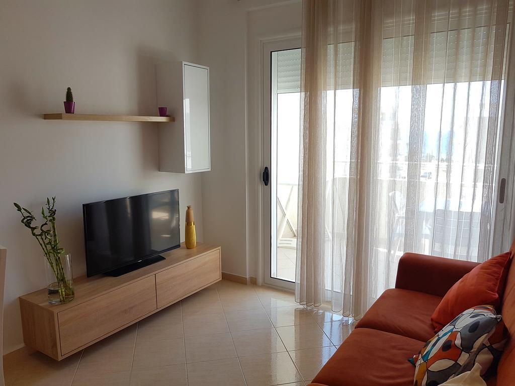 Apartamento Flori Radhimë